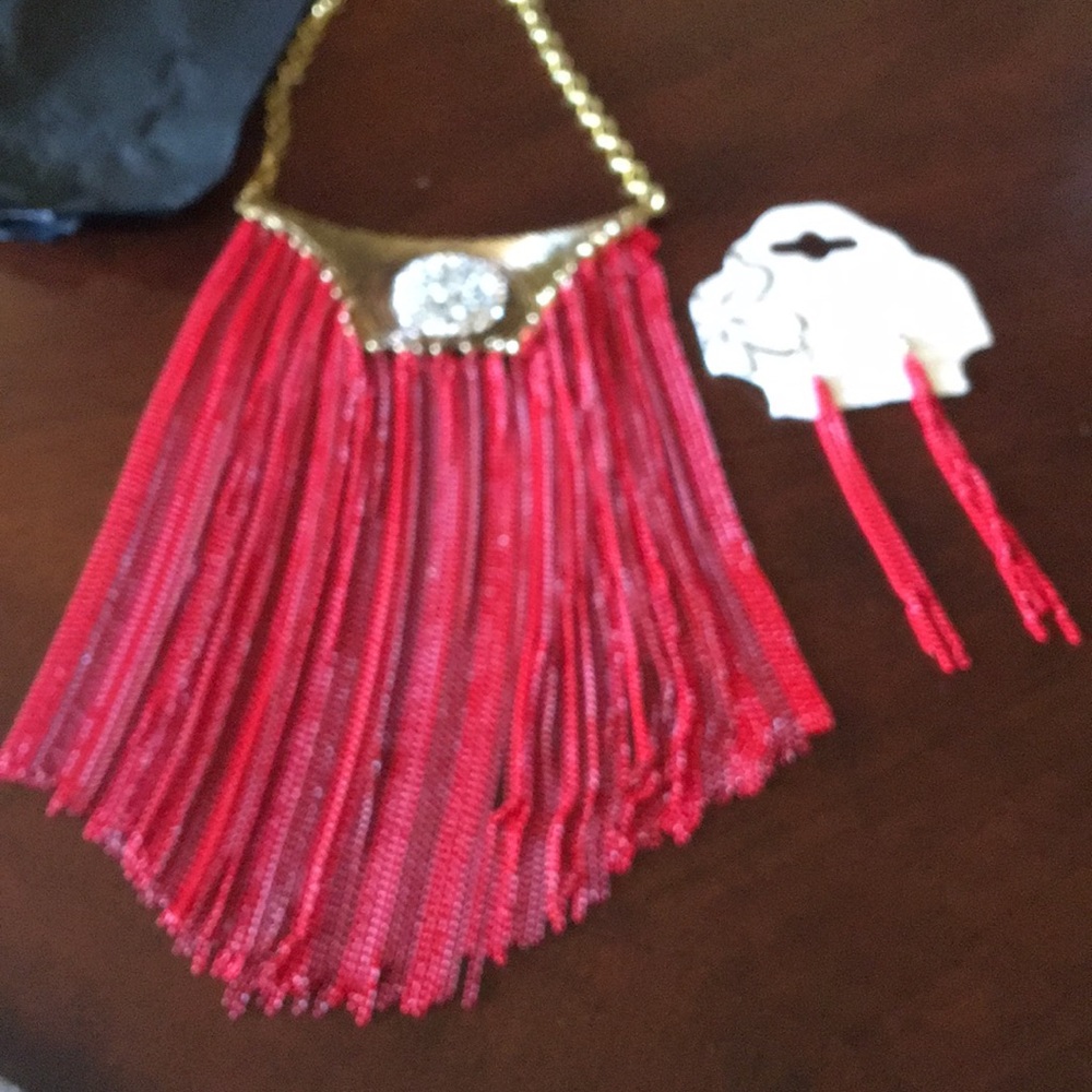 Exotic Statement necklace set
